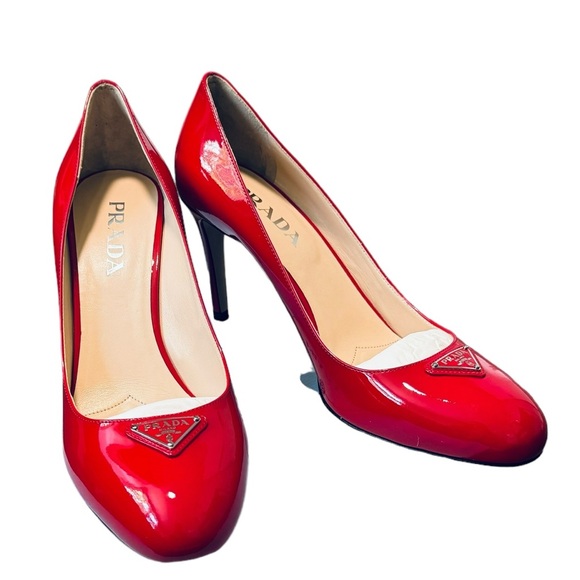 PRADA***Red Patent Stilleto Logo Heels***EU 40; US 10 $1200 NWB - Picture 2 of 7